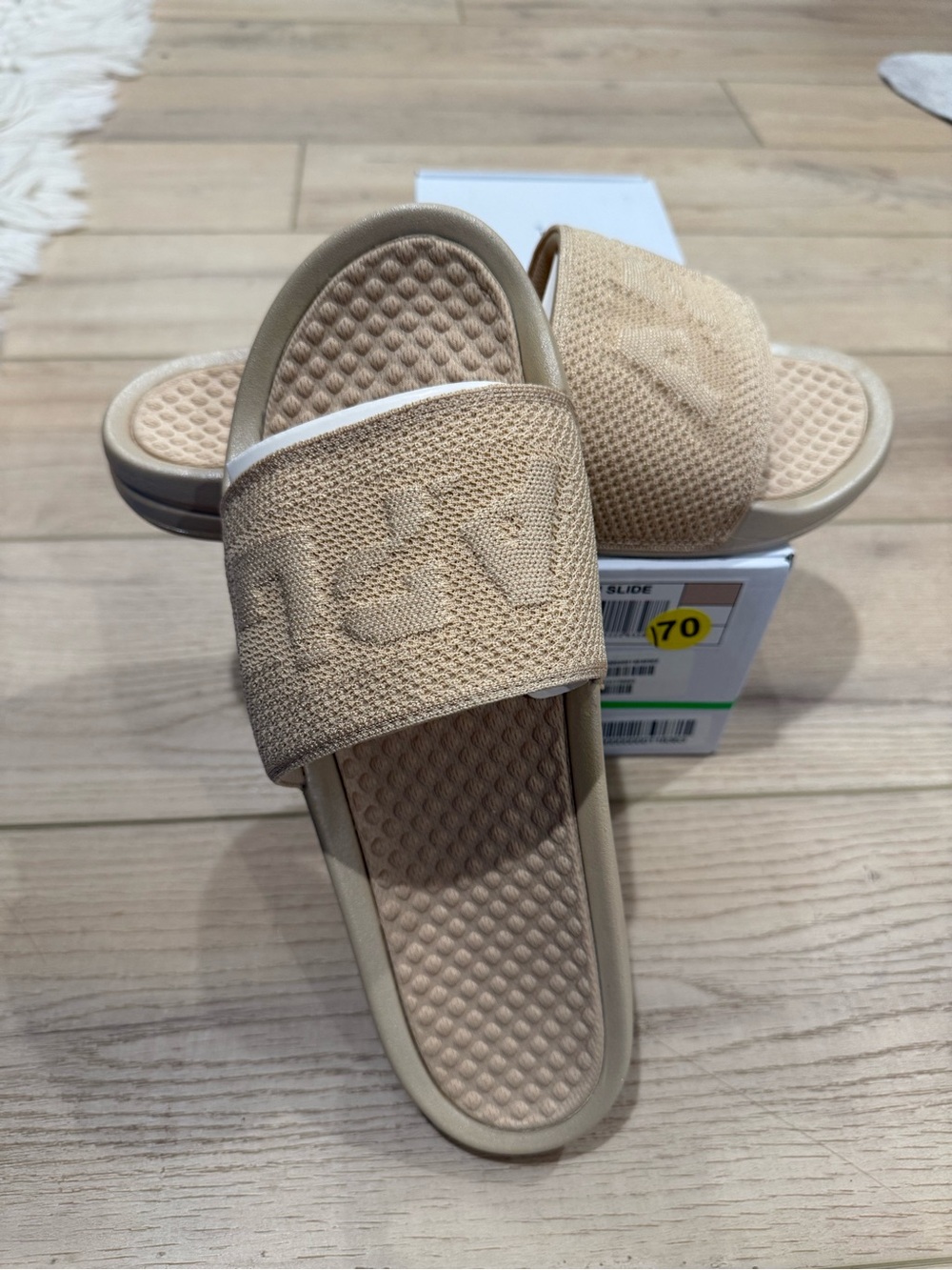 NIB APL Metallic Champagne Men's Techloom Slide Sandals Size 12 - Picture 5 of 6